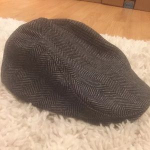 FLAP CAP HAT